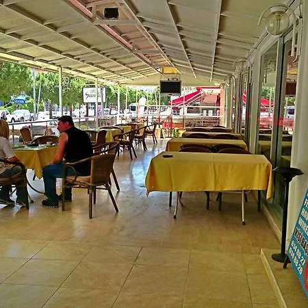 Santur Ξενοδοχείο Κουσάντασι